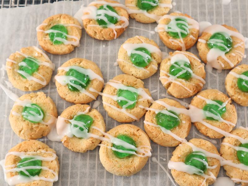 Coconut Cherry Cookies