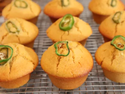 Jalapeño Cornbread Muffins