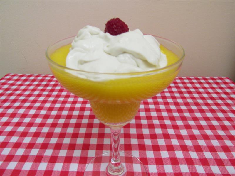 Mango Mousse with Coconut Cream