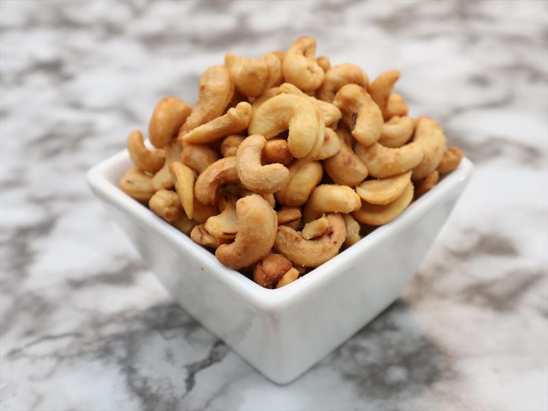 Maple Roasted Slowcooker nuts