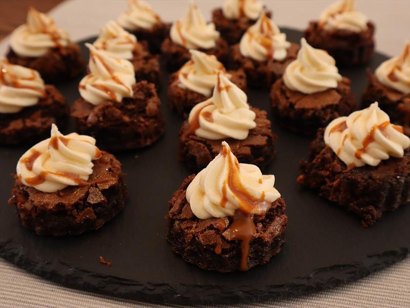 Mini Brownies with Caramel drizzle