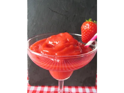 Strawberry daqiri slushie