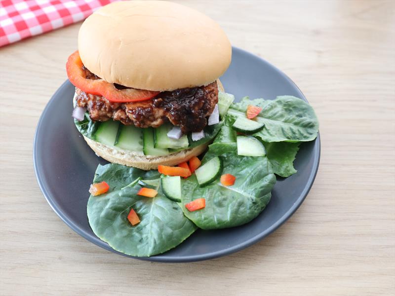 Asian Style Chicken Burgers